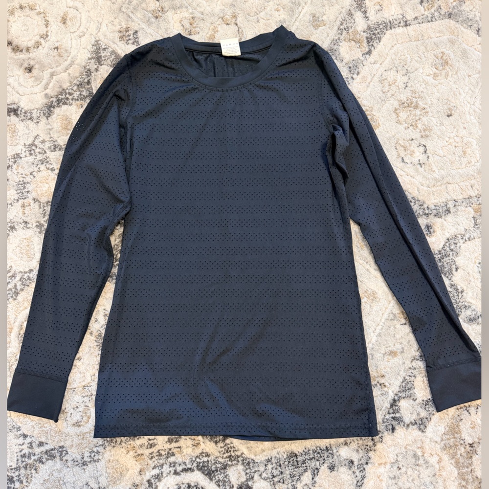 Zyia black chill long T